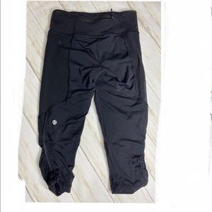 Lululemon crop leggings black